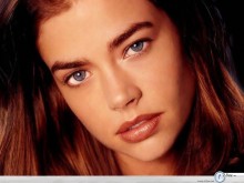 Denise Richards sweet face wallpaper