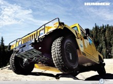 Hummer H1 wheel up wallpaper