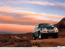 Mitsubishi L200 in sunset wallpaper